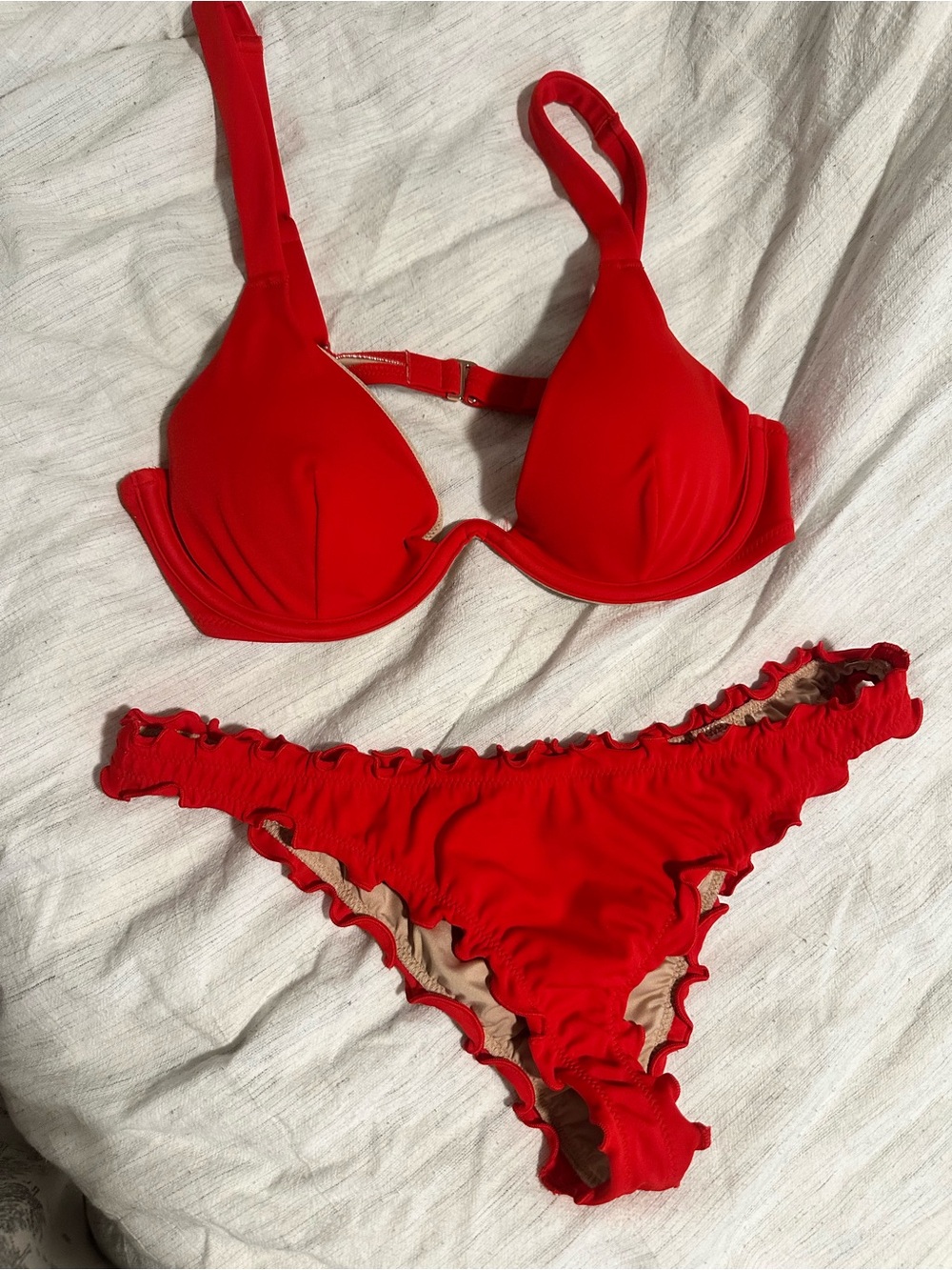 Shade & Shore Red Ruffled Bikini Set - Picture 1 of 6
